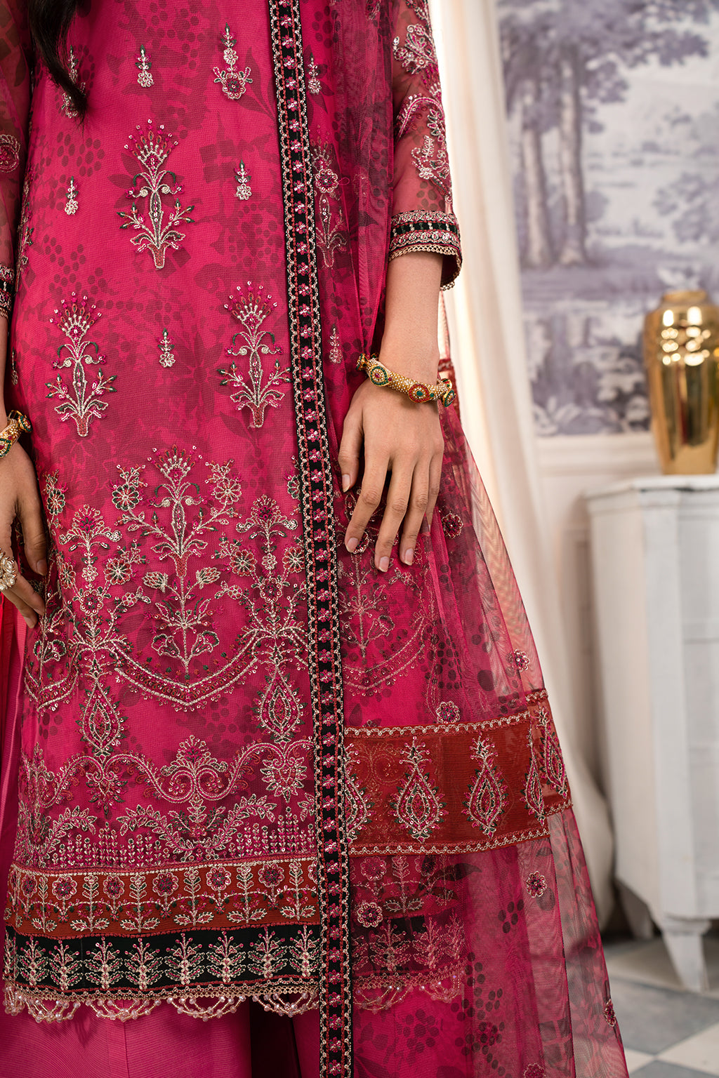 ZAF 05 JHOOM