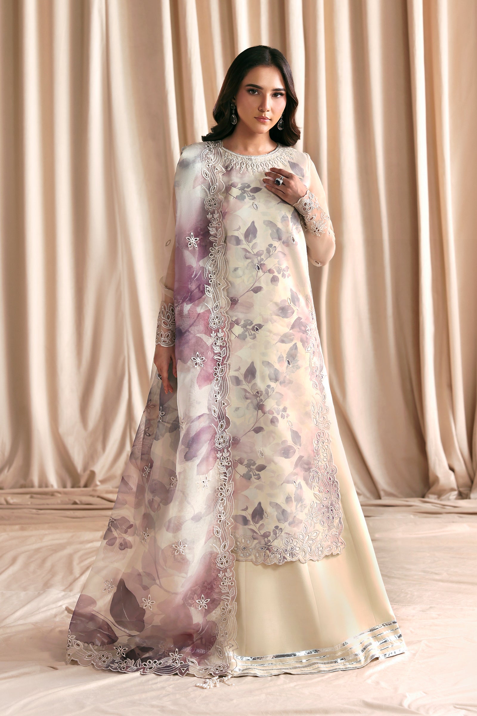 Retail Price: 8,950/-PKR
