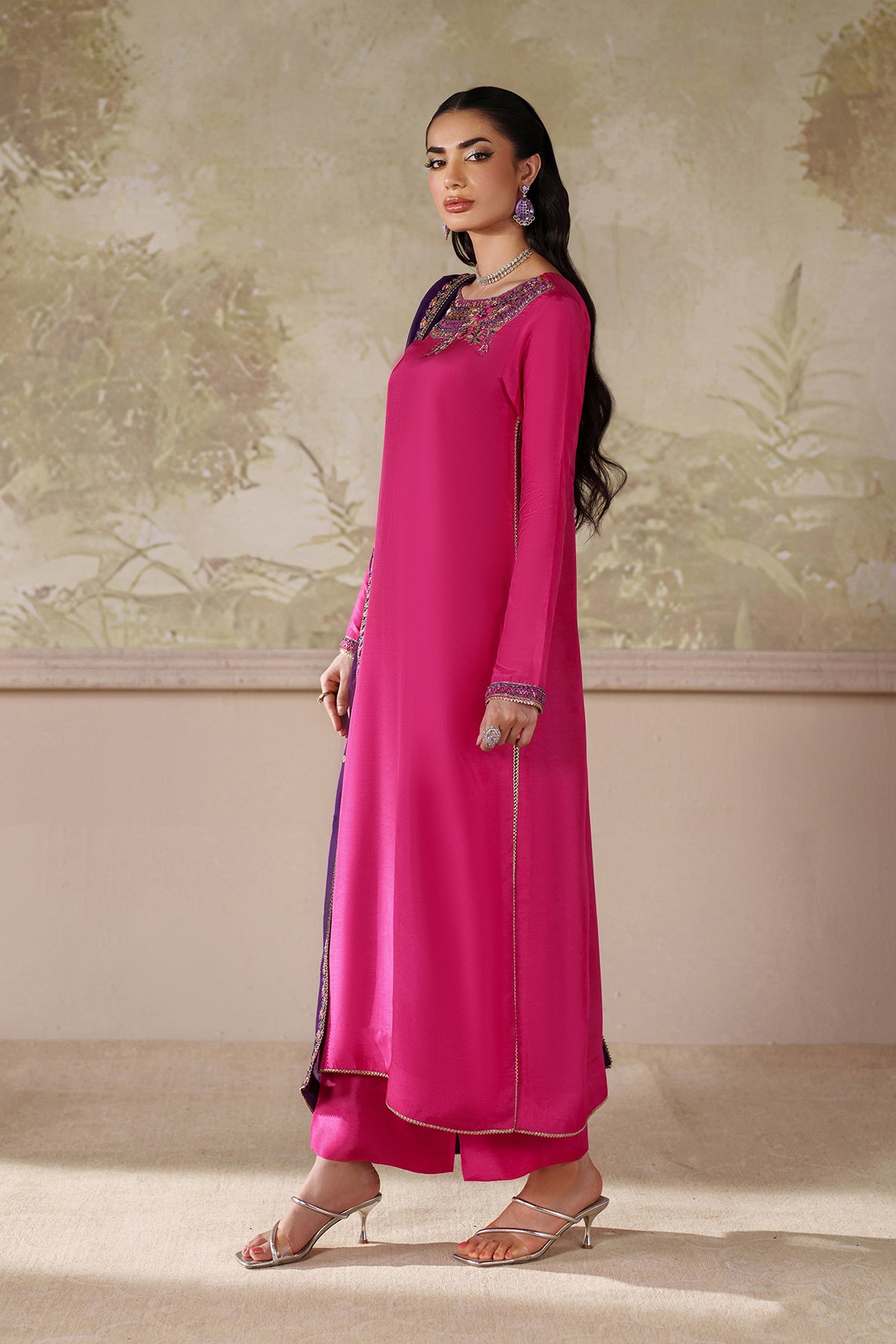 ZRF-SHE-04 Haneera